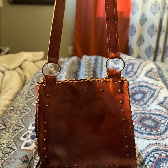 Gorgeous hand made Free People leather shoulder bag. One of a kind. Brand new. - Picture 4 of 4